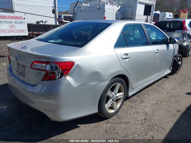 Toyota CAMRY SE 2014 4T1BF1FKXEU336742 Image 4