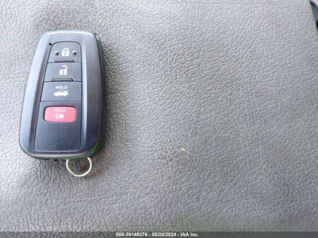 4T1B21HK1JU007012 Toyota Camry Hybrid Se