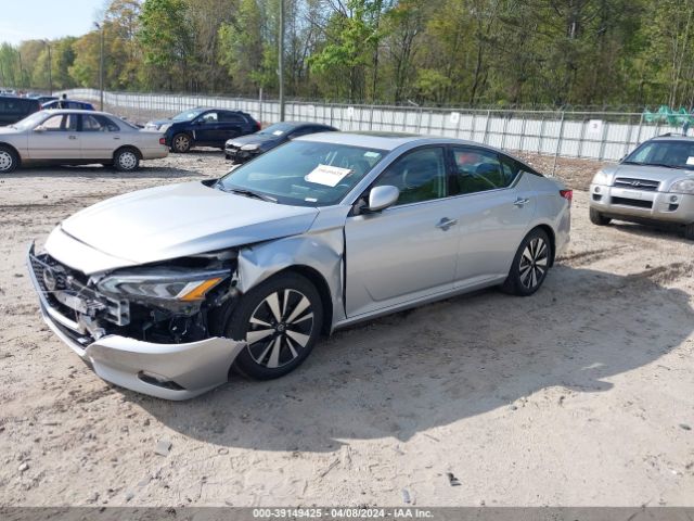 1N4BL4EV6KC137382 Nissan Altima 2.5 Sl