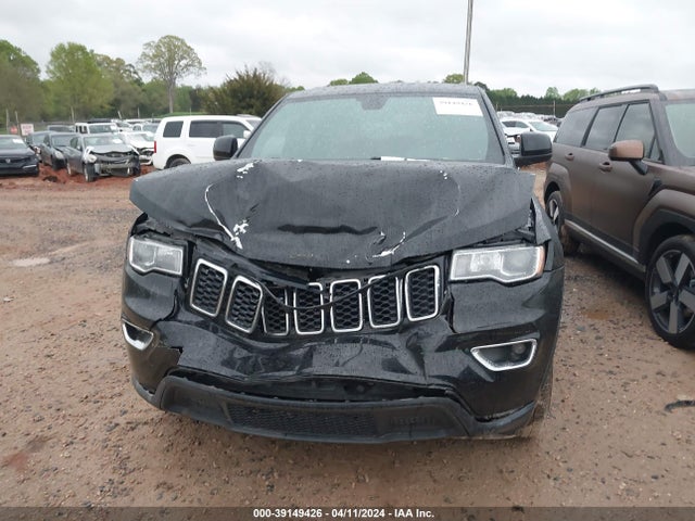 1C4RJEAGXHC813336 Jeep Grand Cherokee Laredo 4x2