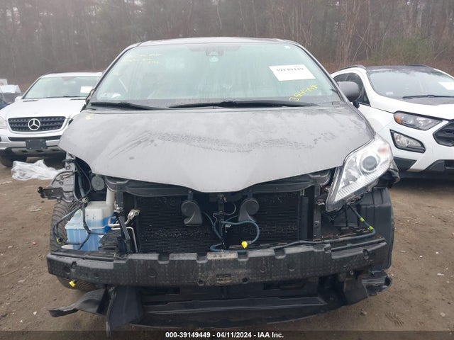 Toyota Sienna Xle 8 Passenger 2018 5TDYZ3DC6JS934256 Image 13