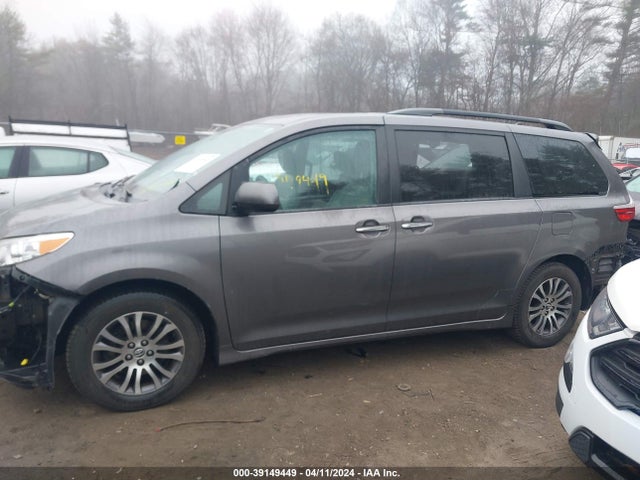 Toyota Sienna Xle 8 Passenger 2018 5TDYZ3DC6JS934256 Image 15