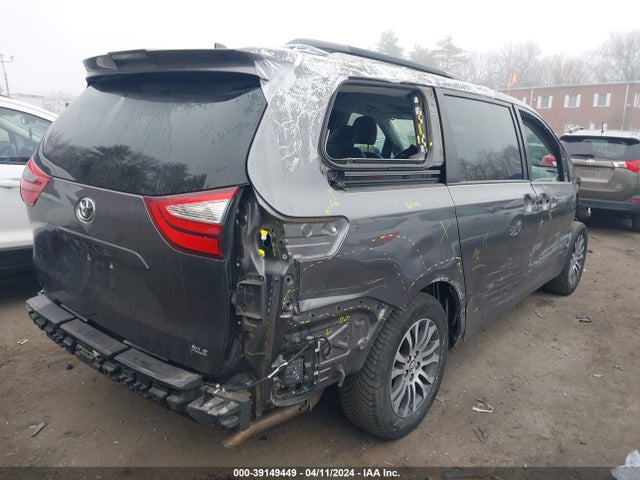 Toyota Sienna Xle 8 Passenger 2018 5TDYZ3DC6JS934256 Image 4