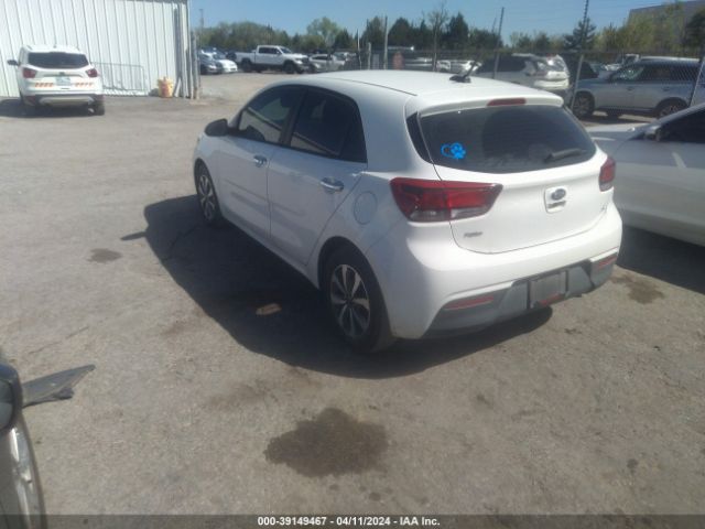 3KPA25AD1ME375180 KIA Rio 5-door S