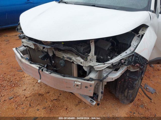NMTKHMBX1JR016501 Toyota C-hr Xle Premium