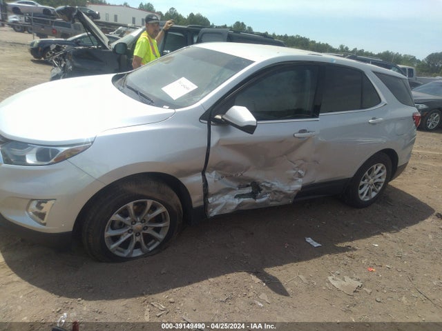 Chevrolet EQUINOX LT 2018 2GNAXSEV3J6325595 Image 6