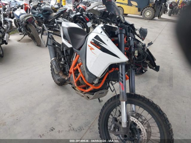 2017 KTM 1090 VBKV49404HM966914