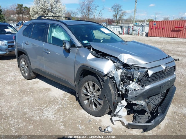 Toyota Rav4 Xle Premium 2019 2T3A1RFV3KC036936 main image