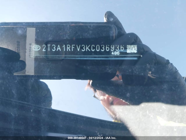 Toyota Rav4 Xle Premium 2019 2T3A1RFV3KC036936 Image 9