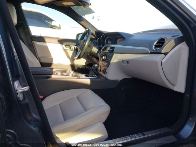 WDDGF4HB1EG239751 Mercedes-Benz C 250 Luxury/sport