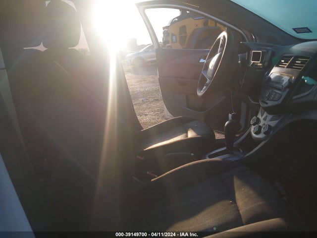 Chevrolet Sonic Lt Auto 2015 1G1JC5SH3F4147676 Image 5