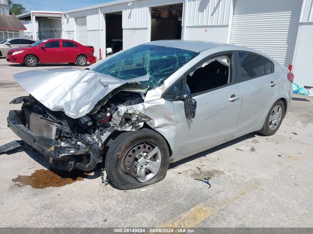 KIA FORTE LX 2017 3KPFK4A76HE100291 Image 2