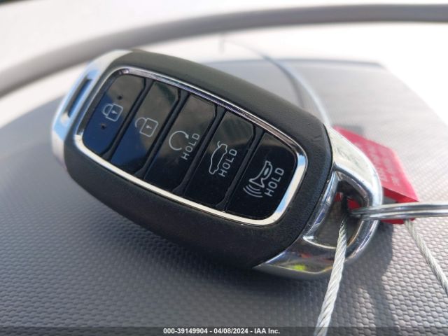 KMHLM4AG8PU627175 Hyundai ELANTRA SEL