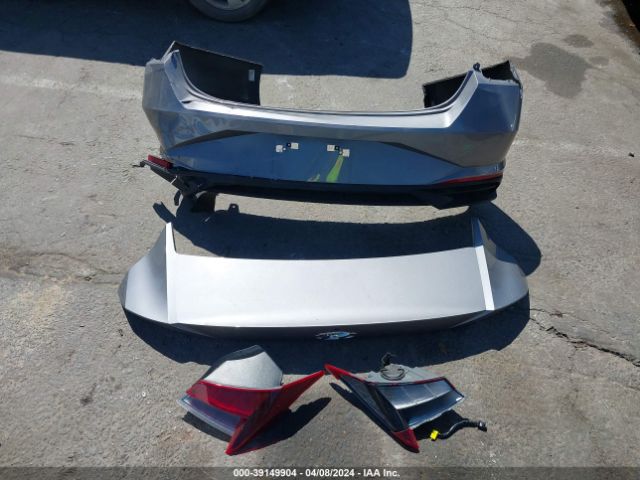 KMHLM4AG8PU627175 Hyundai ELANTRA SEL