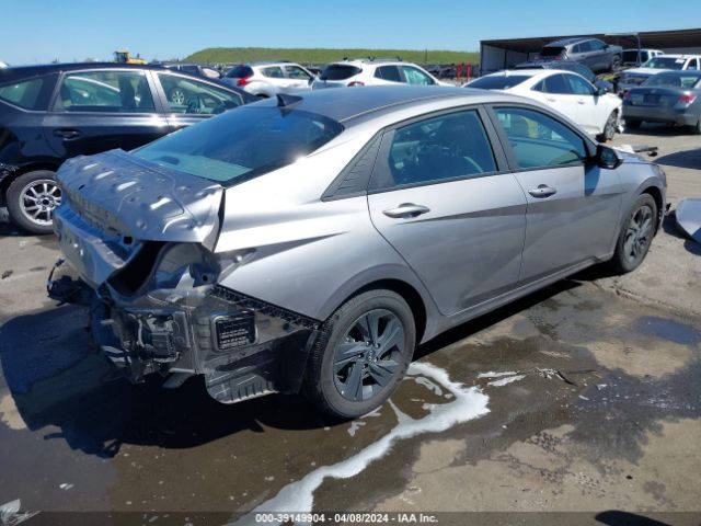 KMHLM4AG8PU627175 Hyundai ELANTRA SEL
