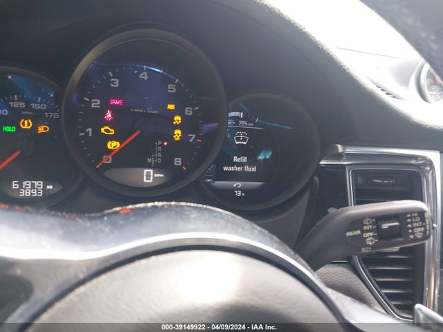 Porsche Macan 2018 WP1AA2A54JLB02066 Image 15