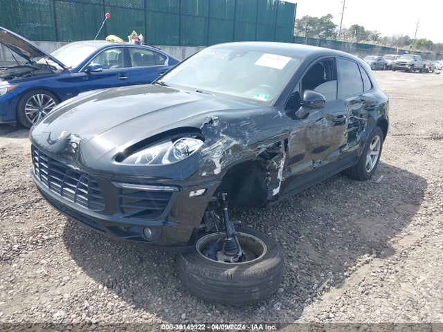 2018 PORSCHE MACAN WP1AA2A54JLB02066 Photo 5