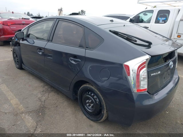 Toyota Prius Two 2015 JTDKN3DU1F0409738 Image 3
