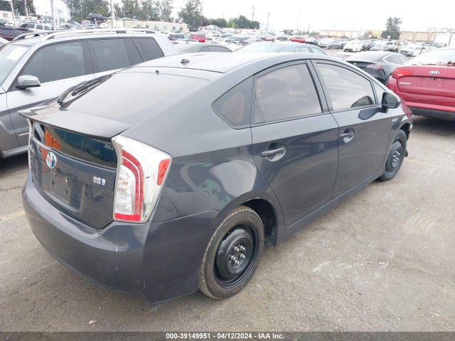 Toyota Prius Two 2015 JTDKN3DU1F0409738 Image 4