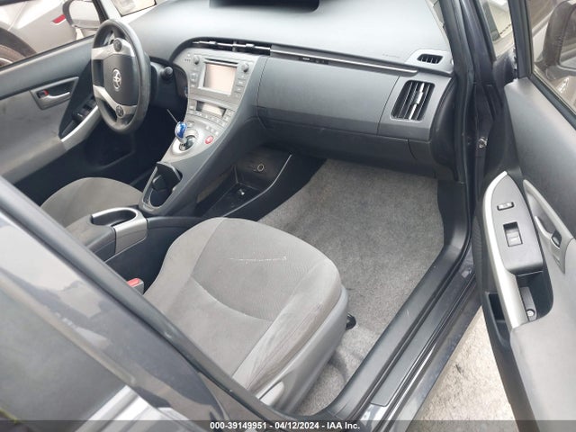 Toyota Prius Two 2015 JTDKN3DU1F0409738 Image 5