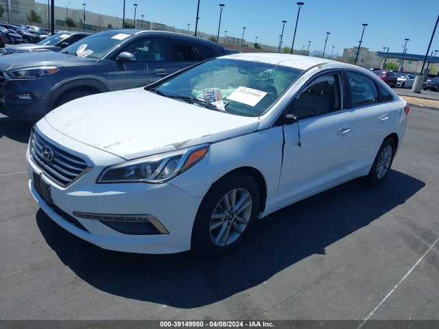 Hyundai SONATA SE 2015 5NPE24AF4FH017843 Image 2