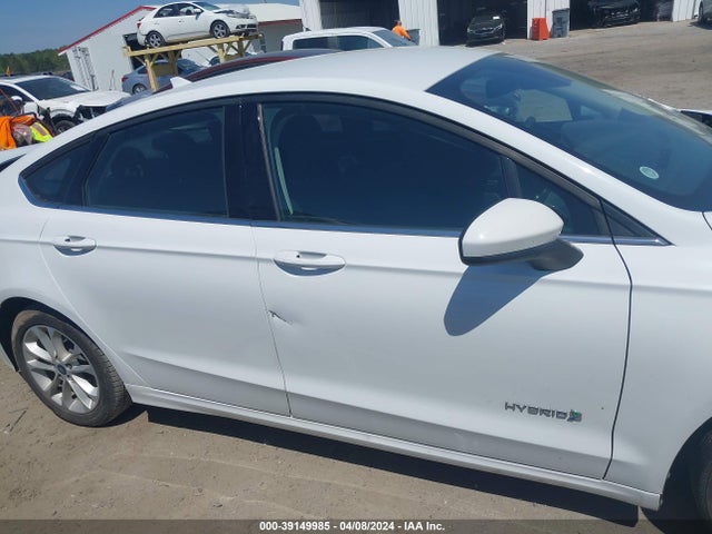 Ford Fusion Hybrid Se 2019 3FA6P0LU1KR154178 Image 13