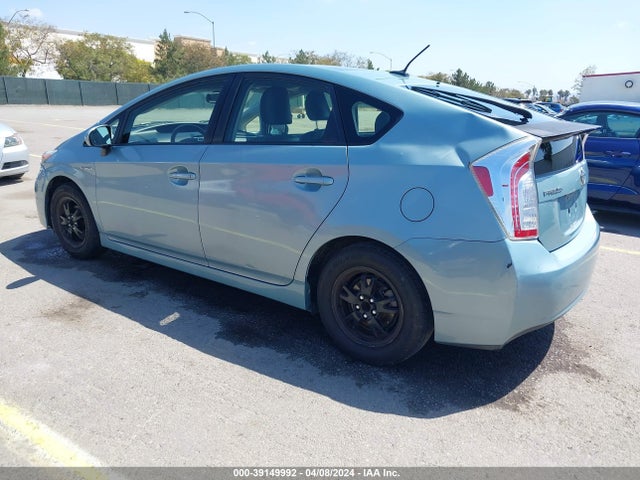 Toyota Prius Four 2014 JTDKN3DU1E1755636 Image 3