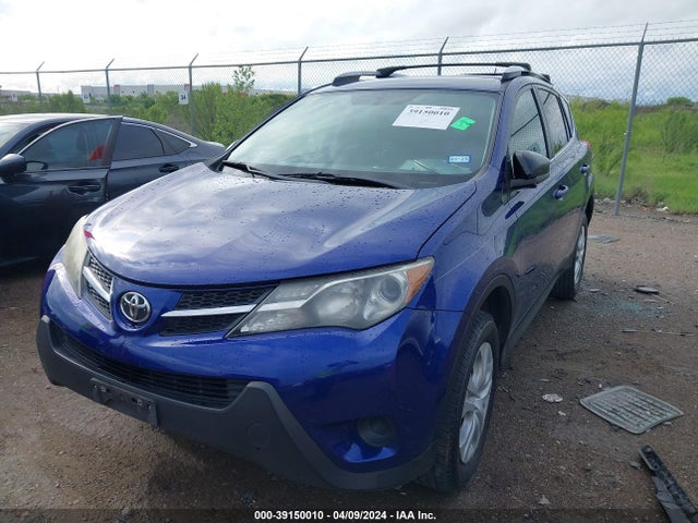 Toyota RAV4 LE 2014 2T3ZFREV3EW079102 Image 2