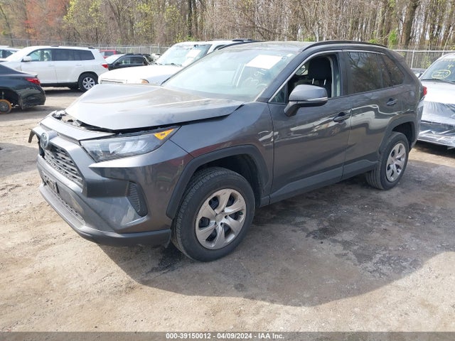 Toyota RAV4 LE 2019 2T3G1RFV4KC034851 Image 2
