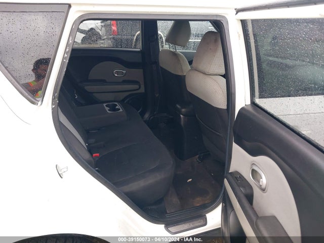 KIA Soul 2014 KNDJN2A22E7047790 Image 8