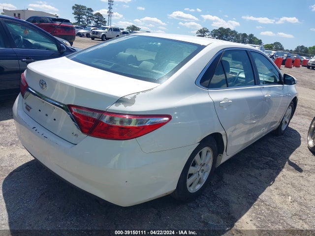 Toyota CAMRY LE 2015 4T4BF1FK4FR481623 Image 4