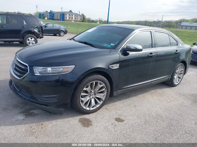 Ford Taurus Limited 2018 1FAHP2F85JG101265 Image 2