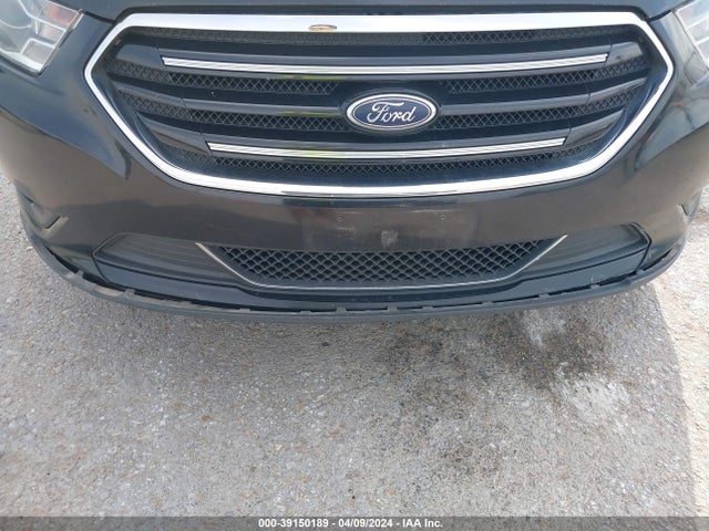 Ford Taurus Limited 2018 1FAHP2F85JG101265 Image 6