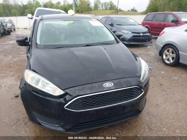 Ford FOCUS SE 2017 1FADP3K29HL271684 Image 12