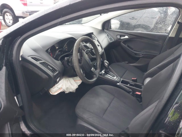 Ford FOCUS SE 2017 1FADP3K29HL271684 Image 5