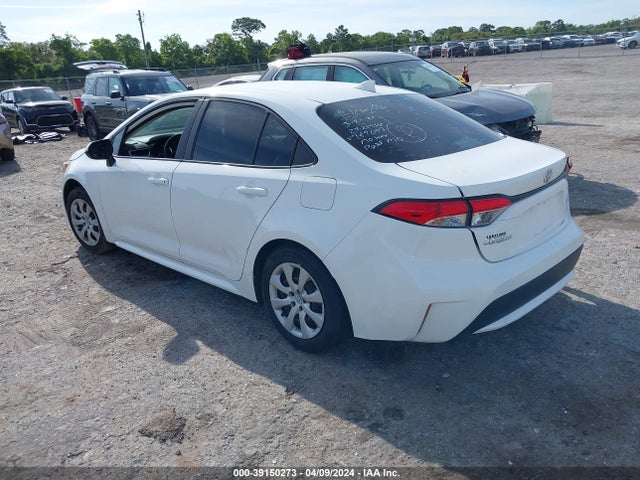 Toyota COROLLA LE 2021 5YFEPMAE7MP149097 Image 3
