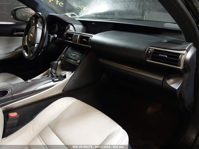 Lexus IS 300 2017 JTHCM1D22H5018676 Image 5