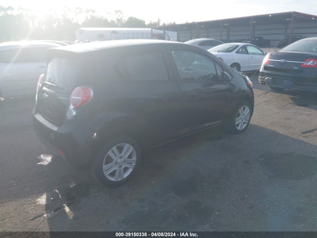 Chevrolet Spark Ls Cvt 2015 KL8CB6S92FC711057 Image 4