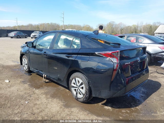 Toyota Prius Four 2016 JTDKARFU8G3002253 Image 3