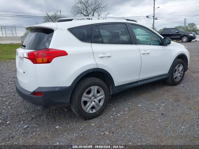 Toyota RAV4 LE 2015 2T3ZFREV0FW130976 Image 4
