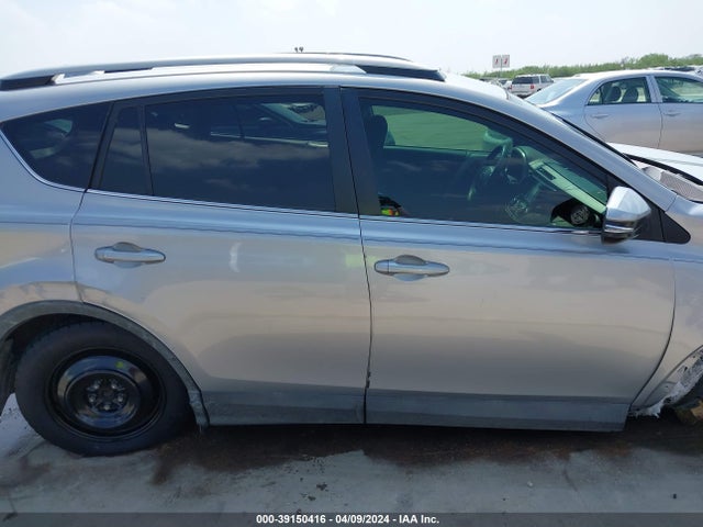 Toyota Rav4 Xle 2017 2T3WFREV4HW331267 Image 14