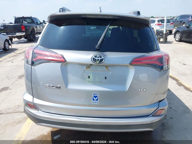 Toyota Rav4 Xle 2017 2T3WFREV4HW331267 Image 17