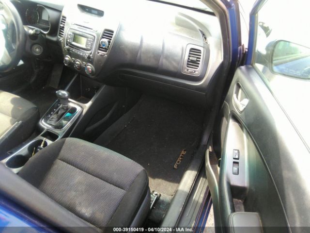 3KPFK4A78HE065673 KIA FORTE LX