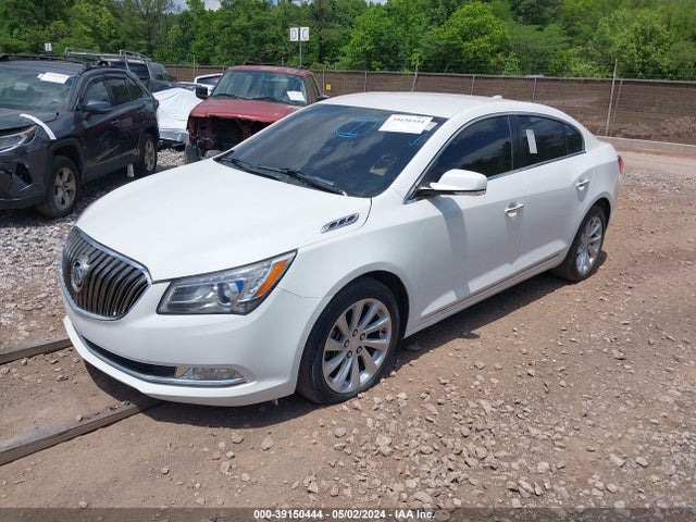 Buick Lacrosse Leather 2016 1G4GB5G35GF133264 Image 2