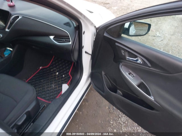 Chevrolet MALIBU LT 2019 1G1ZD5ST3KF117984 Image 5