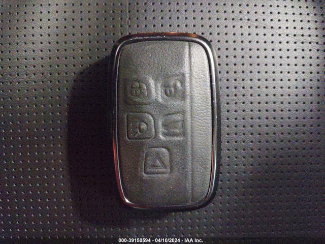 2018 JAGUAR F-TYPE SAJD51EE3JCK47785 Photo 10