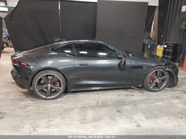 Jaguar F-TYPE R 2018 SAJD51EE3JCK47785 Image 13