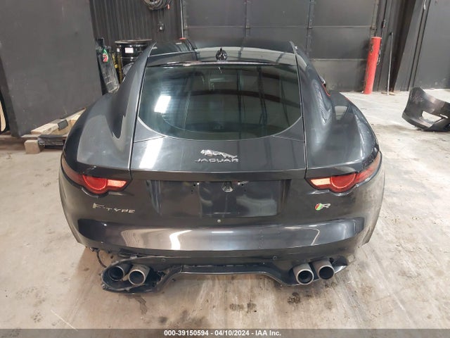 Jaguar F-TYPE R 2018 SAJD51EE3JCK47785 Image 16