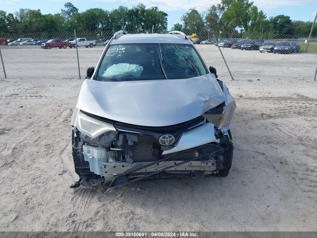 2T3ZFREV2HW324895 Toyota RAV4 LE