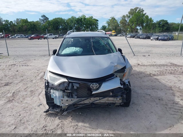 2T3ZFREV2HW324895 Toyota RAV4 LE